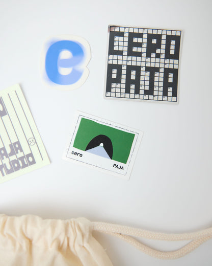 <cero × PAJA STUDIO> Sticker & Badge Pouch （Pouch + 4stickers + 1can badge）