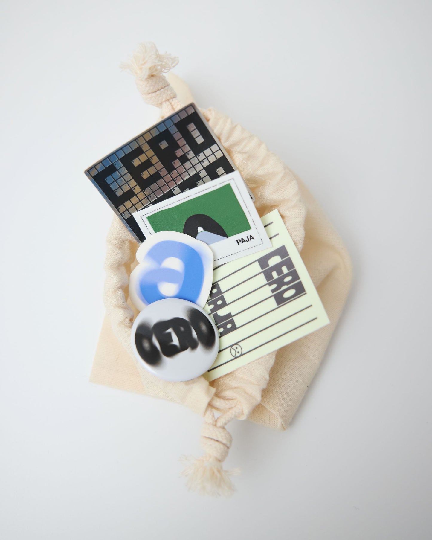 <cero × PAJA STUDIO> Sticker & Badge Pouch （Pouch + 4stickers + 1can badge）